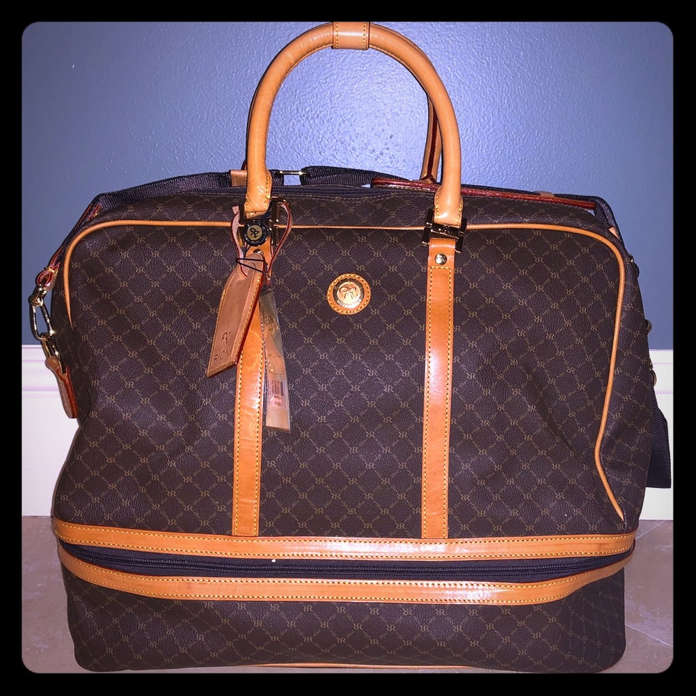 Rioni  NWT DUFFEL DOME TRAVELER